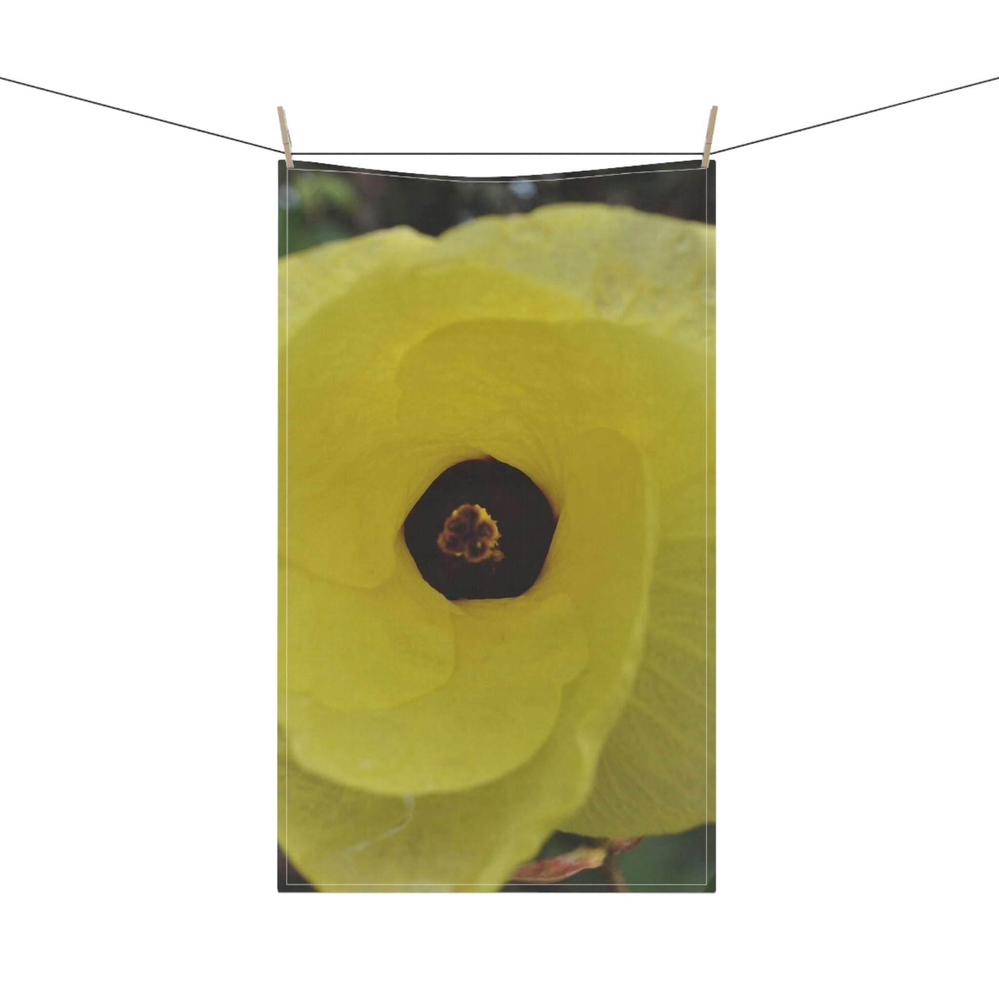 Yellow Poppy Vibrant Floral Tea Towels – Yellow Blossom Design for Kitchen Decor